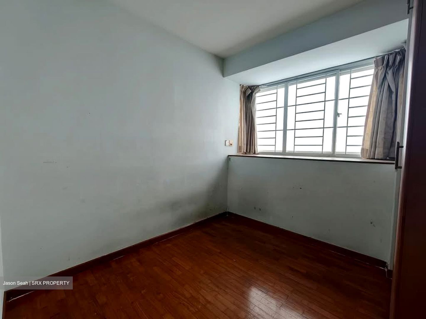 Evergreen Park (D19), Apartment #588796311